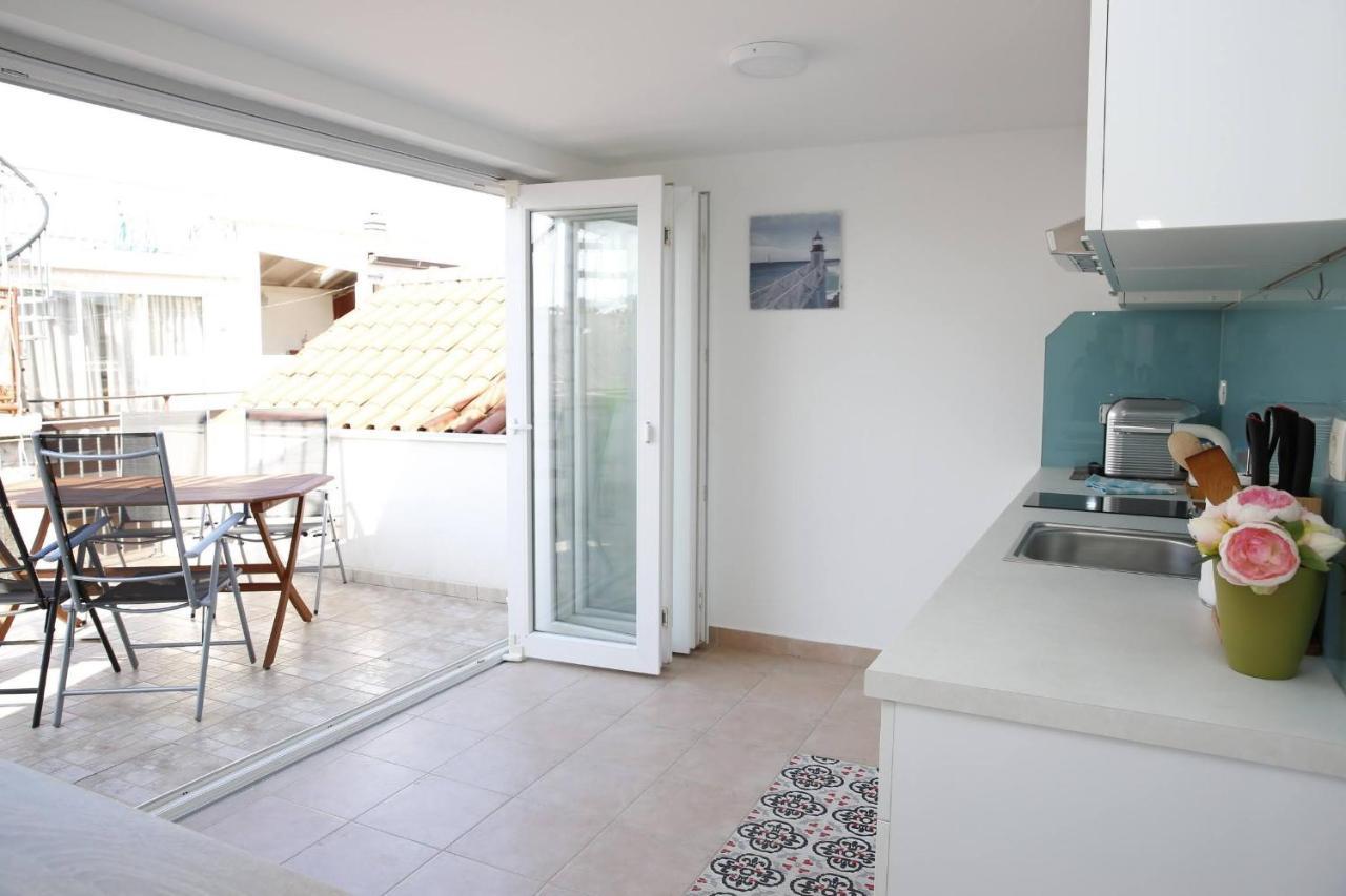 Holiday Home Yan With Bay View Vodice Exterior photo